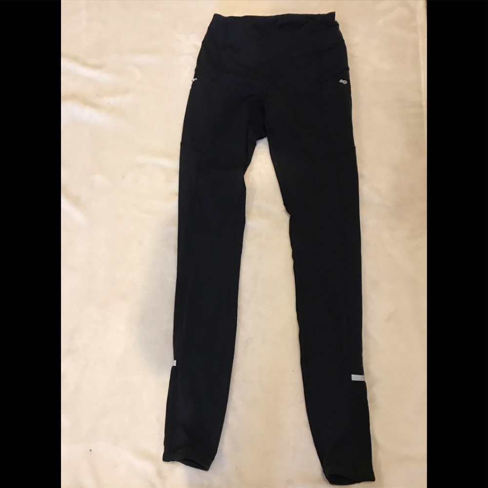 Lululemon pleated ankle pant with reflectors